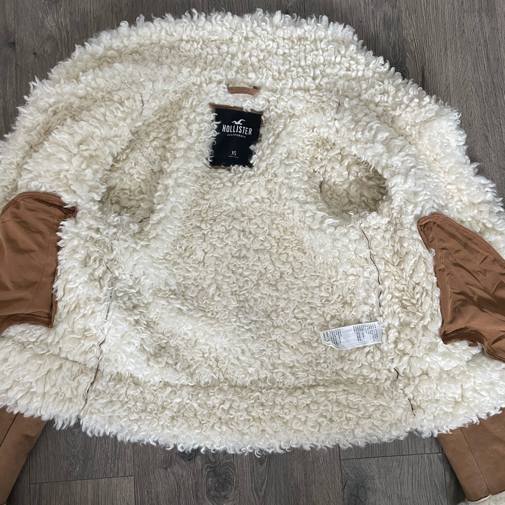 Hollister Brown and Cream Bomber Jacket - Picture 2 of 4